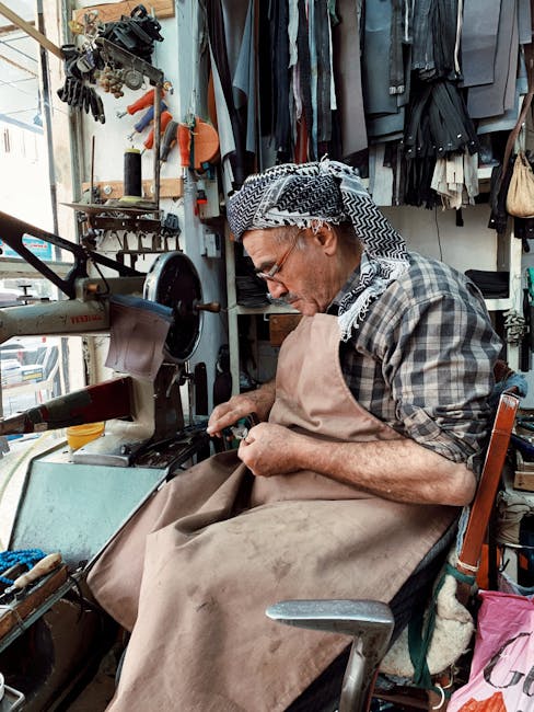 Florence Oltrarno artisan workshop leather